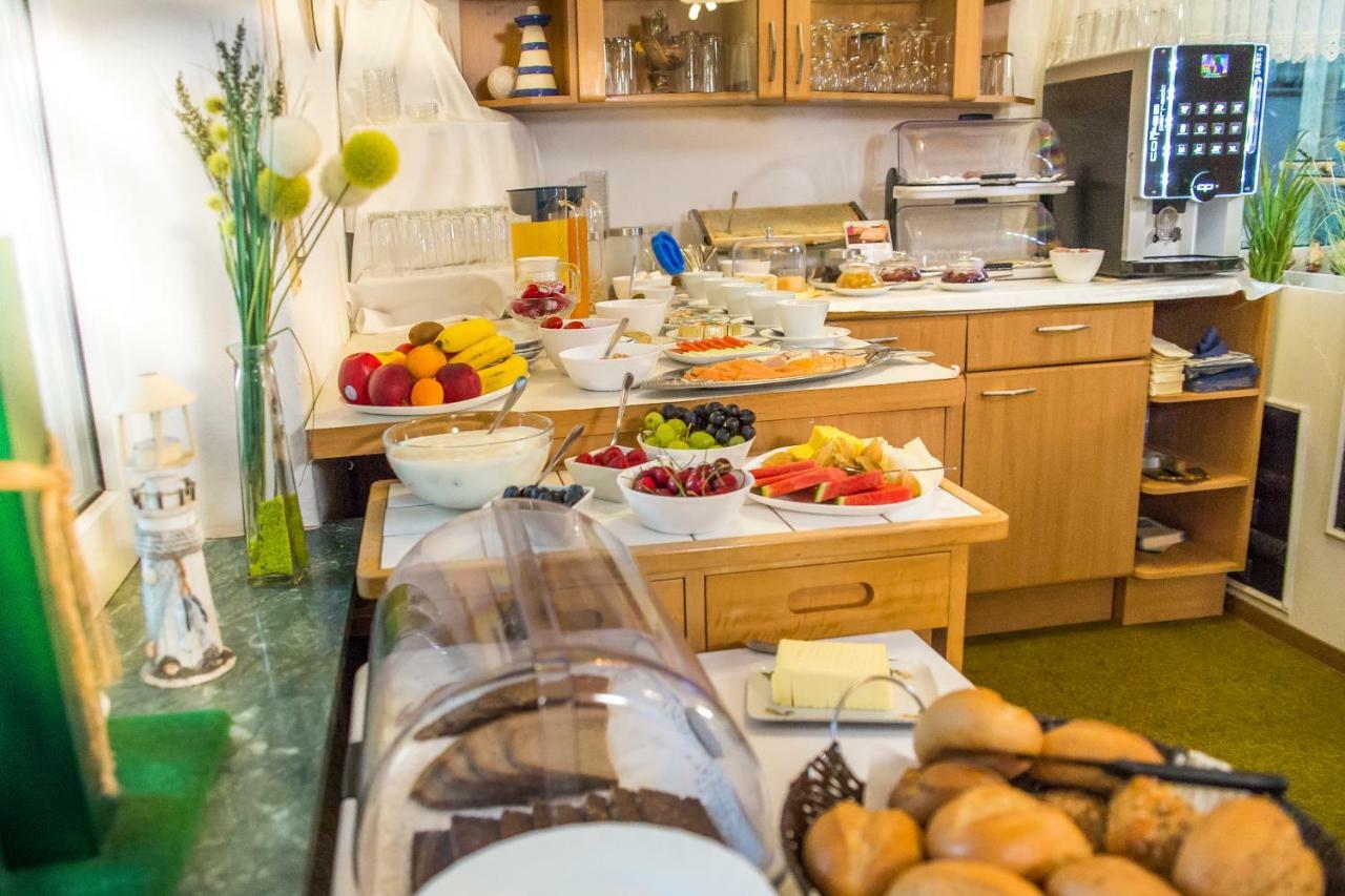 Hotel Garni Kroeger 3*